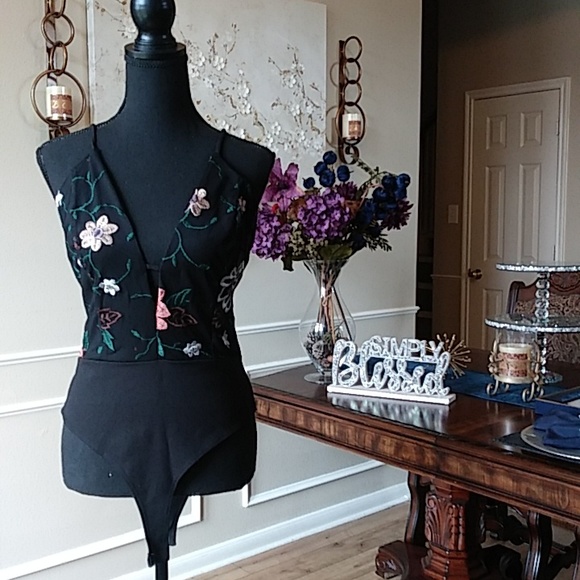 NWT Fashion Nova Don't Think Twice Black/Combo Bodysuit. Size M - Picture 4 of 17